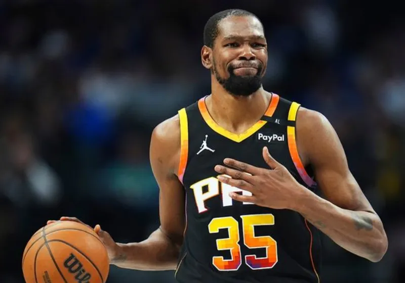 So sánh Kevin Durant với các ngôi sao đương đại - Cuộc đối đầu với Nikola Jokić