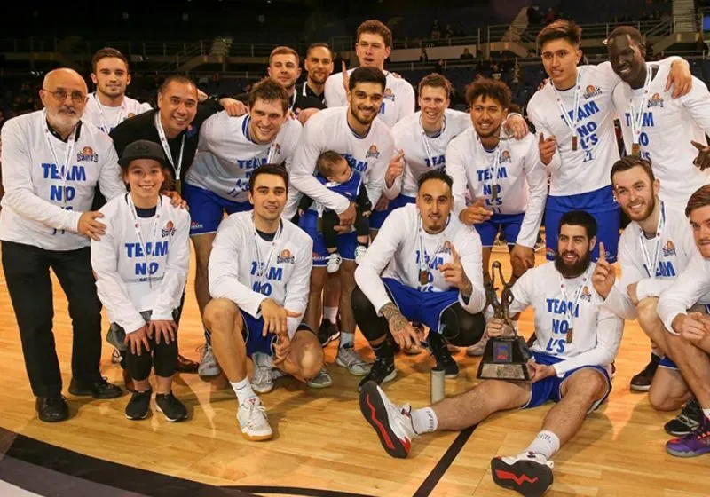 Wellington Saints - Kỷ lục gia của giải đấu
