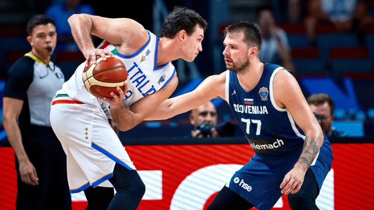 Luka Doncic gánh Slovenia vào tứ kết EuroBasket