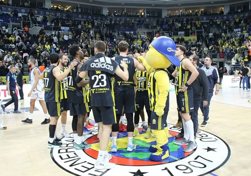 giải bóng rổ châu Âu EuroLeague 2025